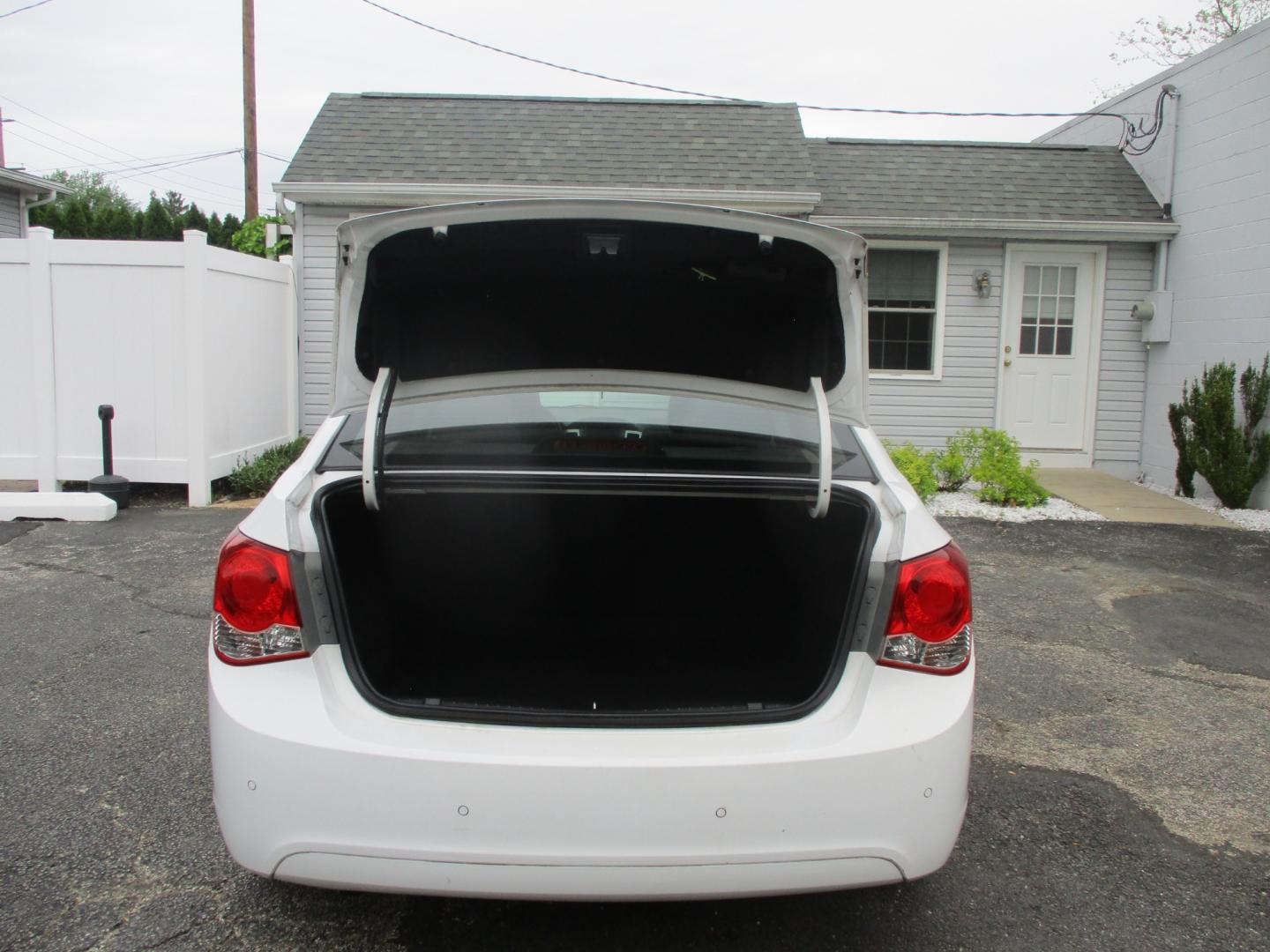 2012 WHITE Chevrolet Cruze (1G1PF5SC1C7) , AUTOMATIC transmission, located at 540a Delsea Drive, Sewell, NJ, 08080, (856) 589-6888, 39.752560, -75.111206 - Photo#27